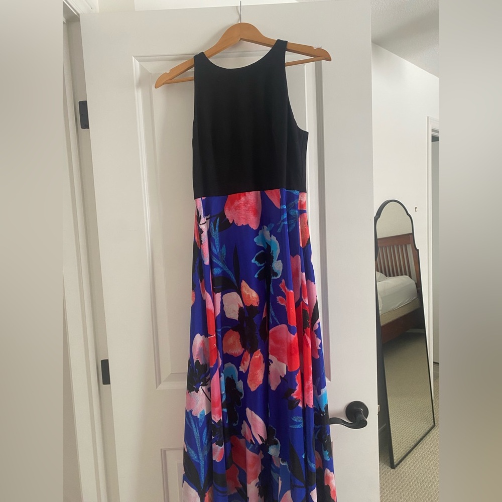 Vince Camuto Dress (size 6)